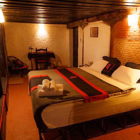Hira Guest House Lalitpur Экстерьер фото