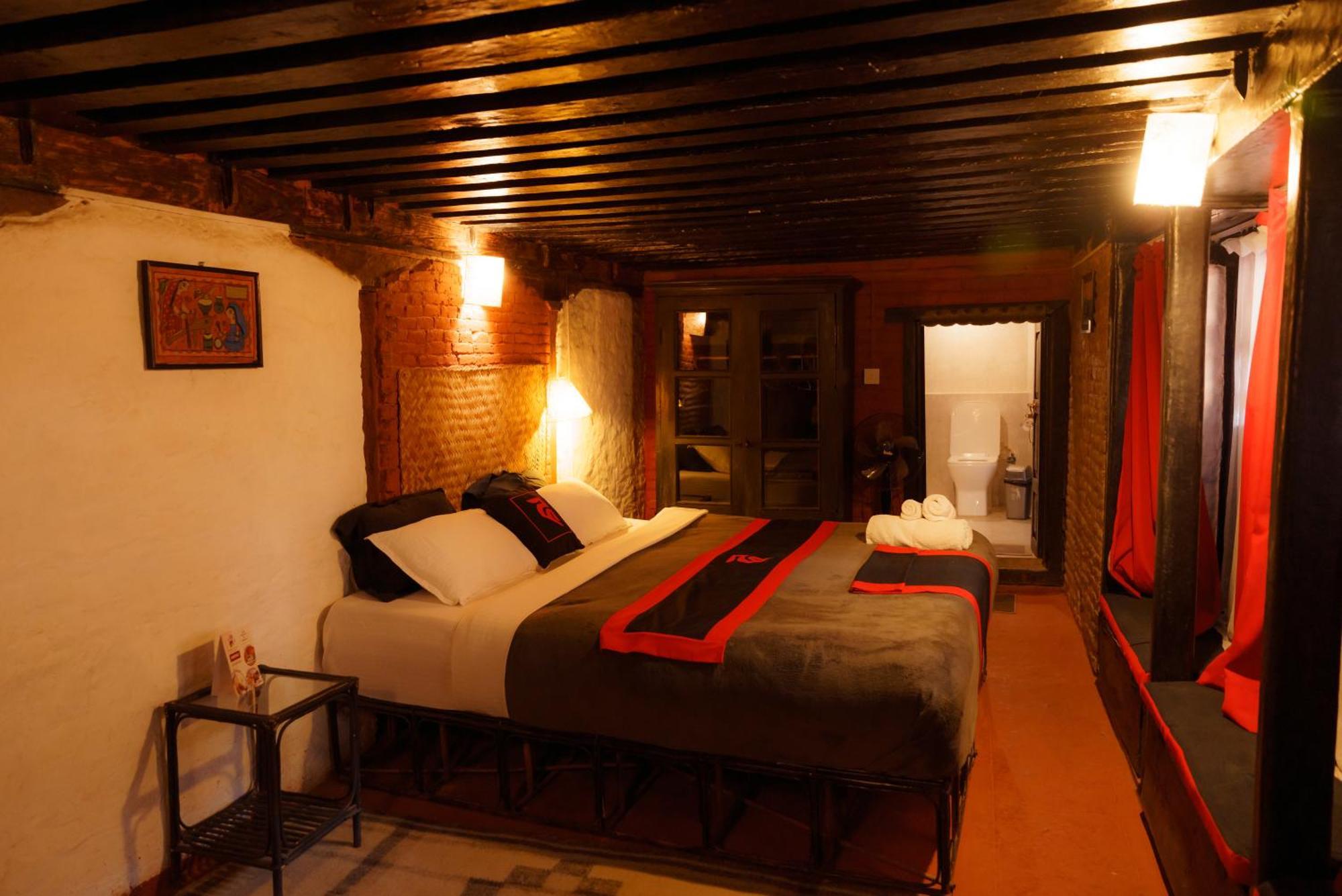 Hira Guest House Lalitpur Экстерьер фото