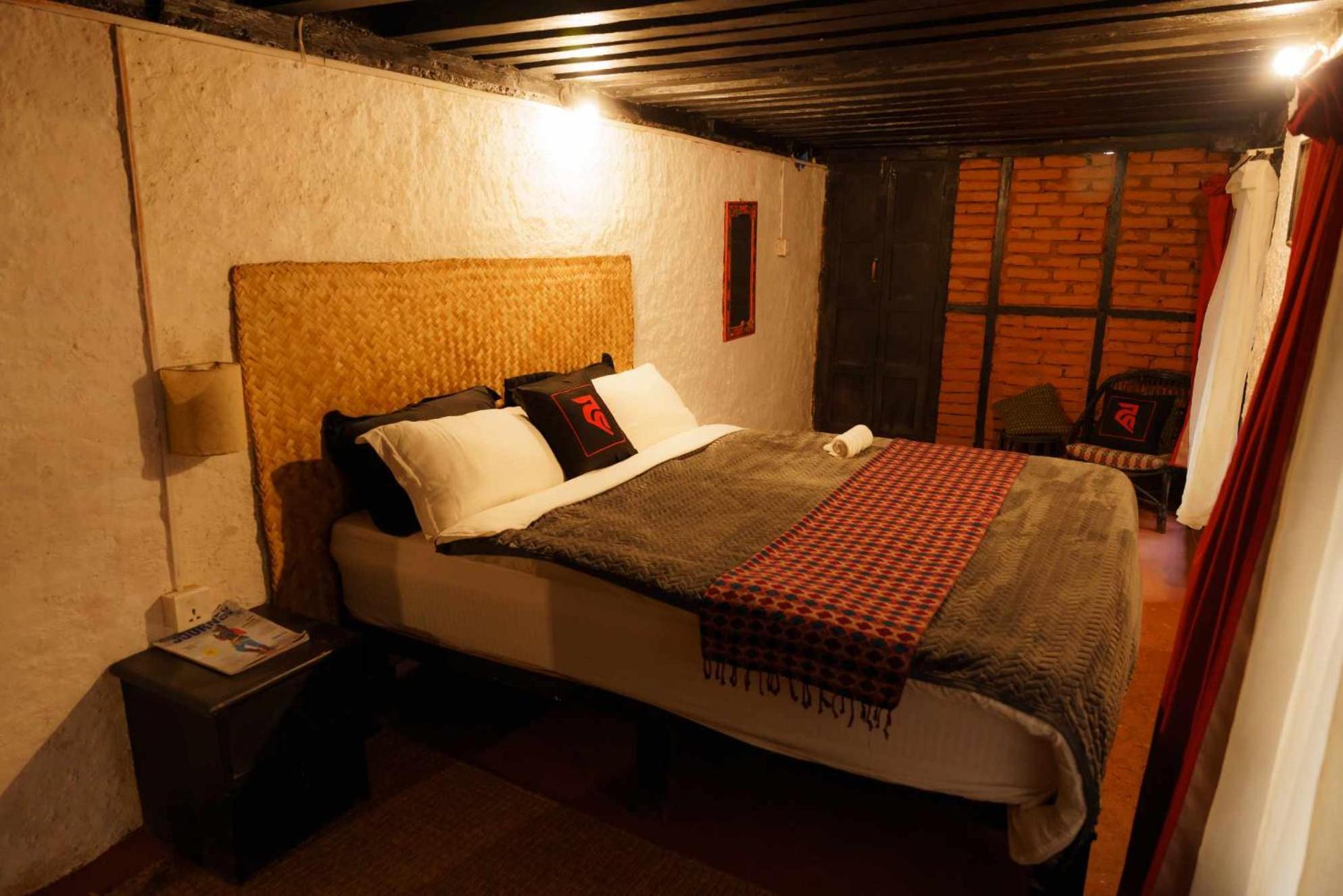 Hira Guest House Lalitpur Экстерьер фото